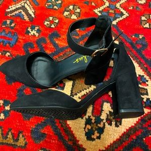 Brand new Lulus heeled shoes sz 8.5